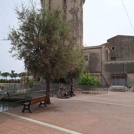 Casa Vacanze Torre Di Mola Formia Eksteriør bilde
