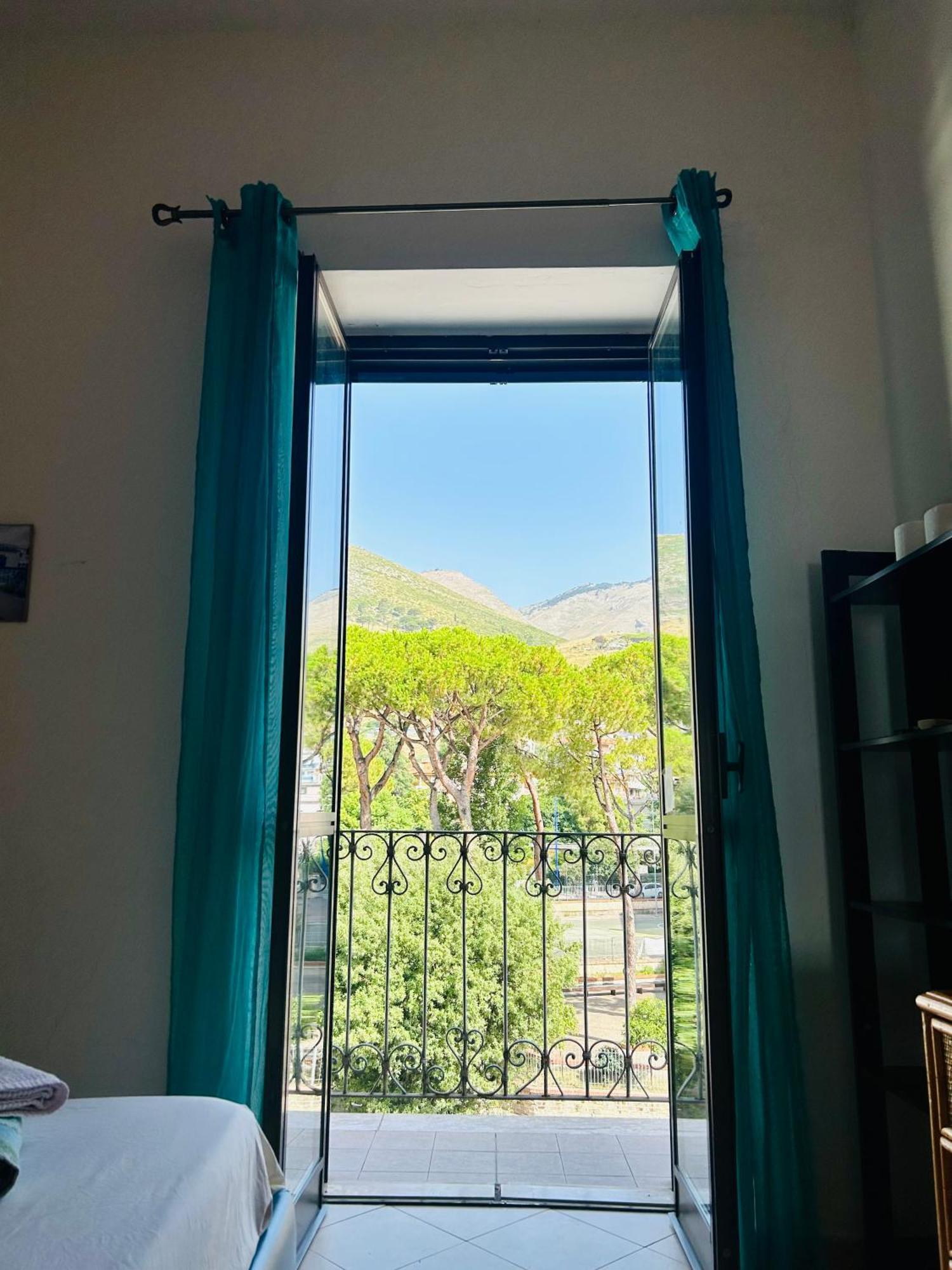 Casa Vacanze Torre Di Mola Formia Eksteriør bilde